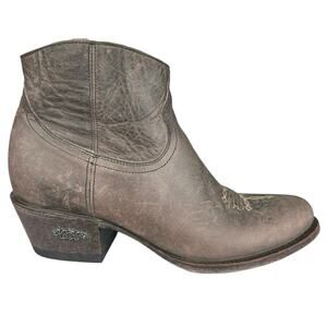 Miss Macie Women’s On My Way Distressed Brown Western Ankle Boot Size US 8